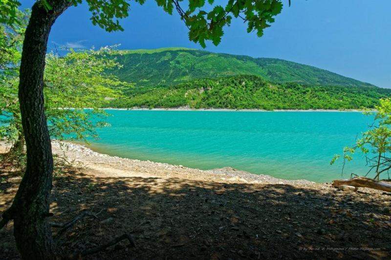 Gite Proche Des Passerelles Et Du Lac De Monteynard Saint-Martin-de-la-Cluze Экстерьер фото